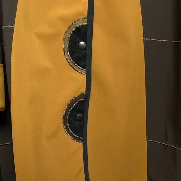 Red Rover Dublin Rain Jacket - Picture 4 of 14